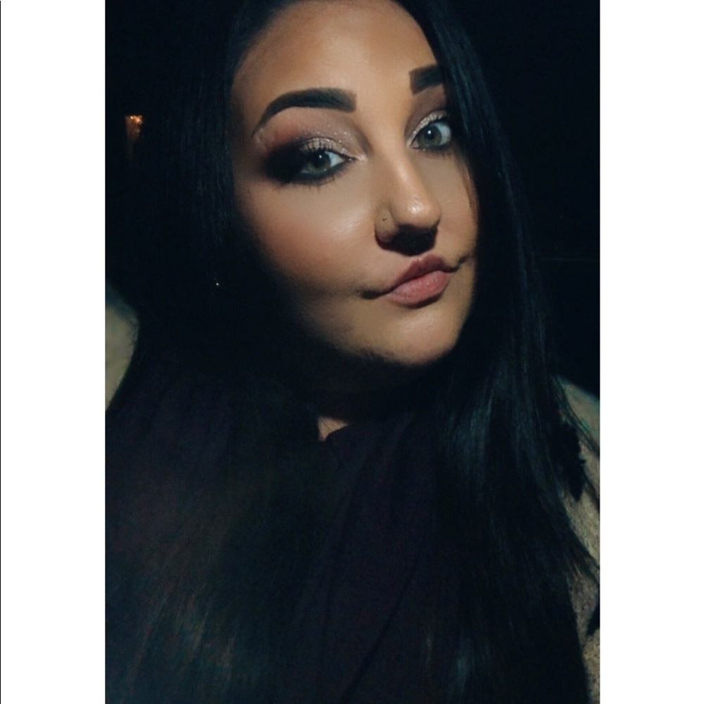 Meet your Posher, Kristin